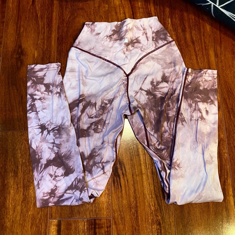 Balance Athletica OG Tie Dye Pant in a Small